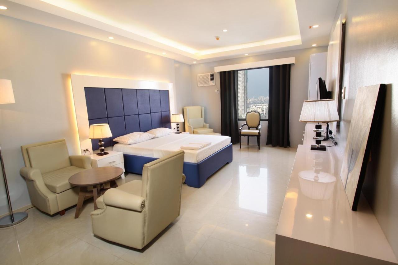 Malate Bayview Mansion City View Манила Екстериор снимка